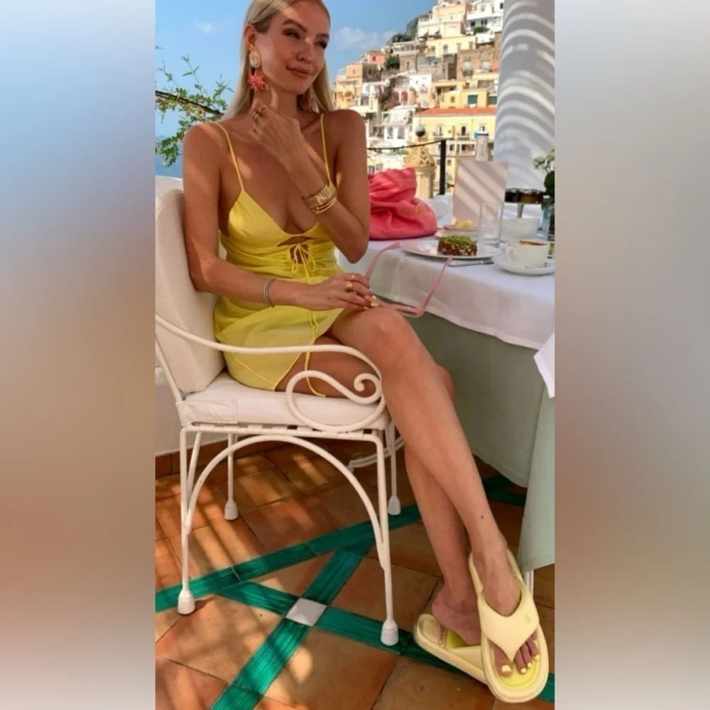 Chanel Flip Flops 22P Lambskin Padded Pool Thong FlipFlop Pillow Sandals Slides - Picture 3 of 16